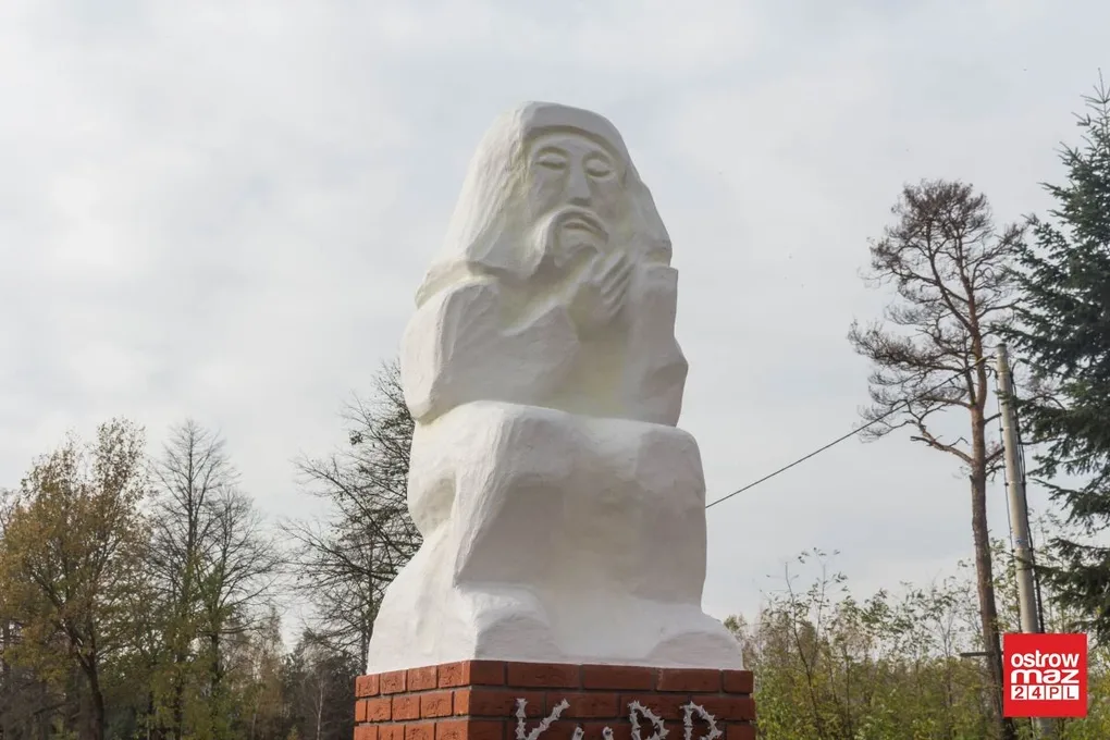 Odsłonięto pomnik Kurpia Białego w Nowej Osuchowej (zdjęcia)