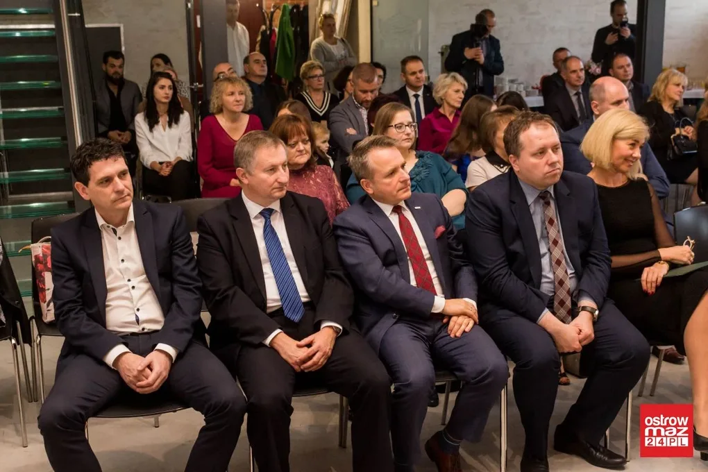 Miejski Dzień Edukacji Narodowej. Włodarz miasta nagrodził nauczycieli (zdjęcia, wideo)