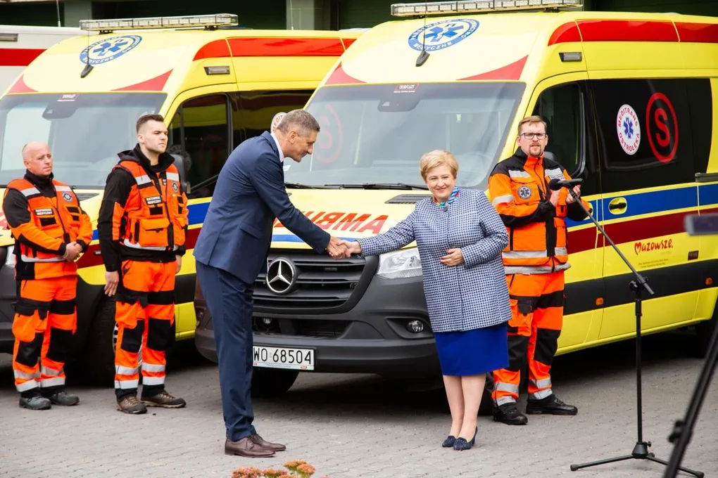 Cztery nowe ambulanse dla Meditransu (zdjęcia)