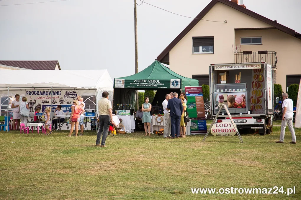 Święto plonów w gminie Ostrów Mazowiecka (zdjęcia, wideo)
