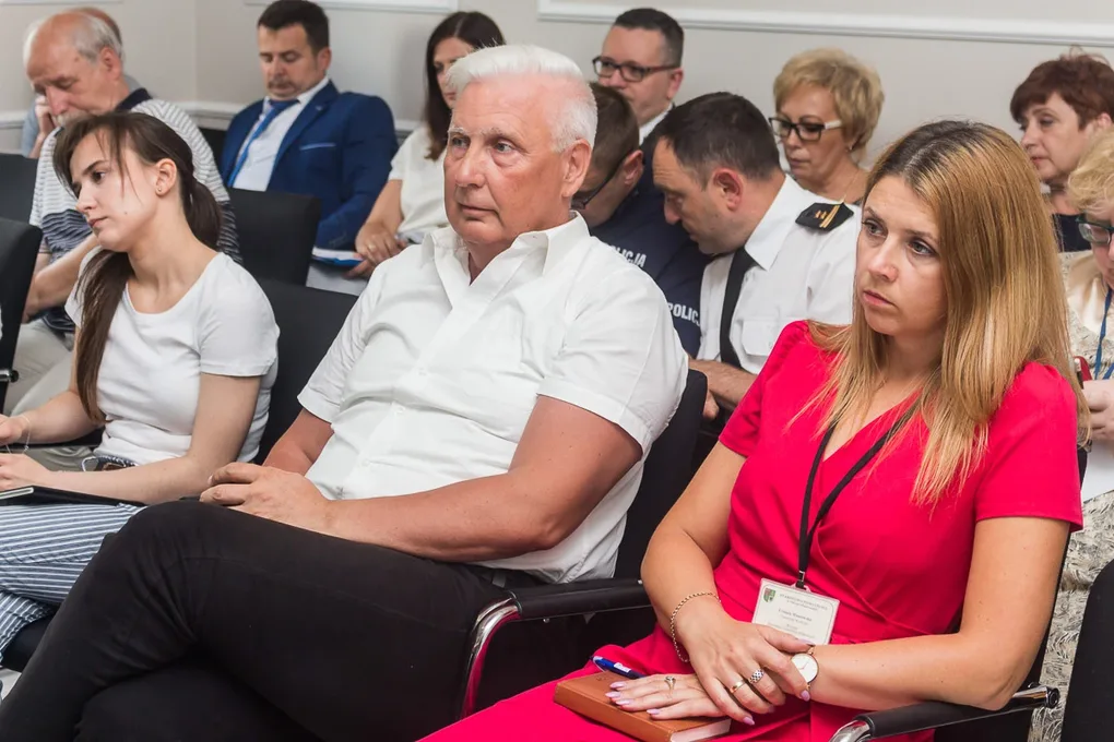 Absolutorium dla zarządu powiatu (zdjęcia, wideo)