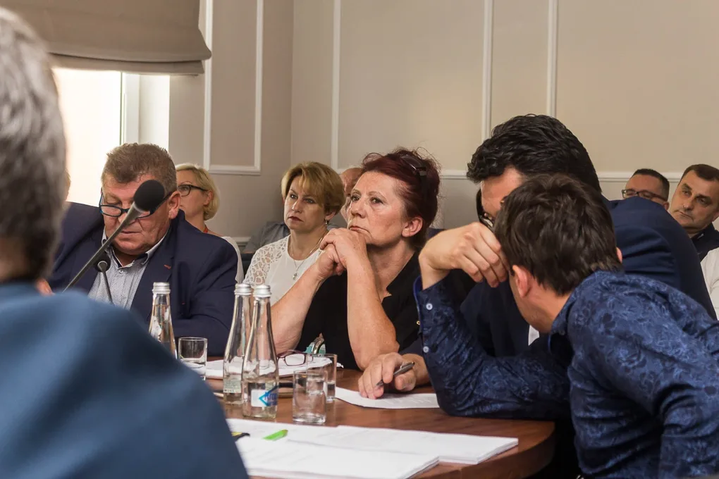 Absolutorium dla zarządu powiatu (zdjęcia, wideo)