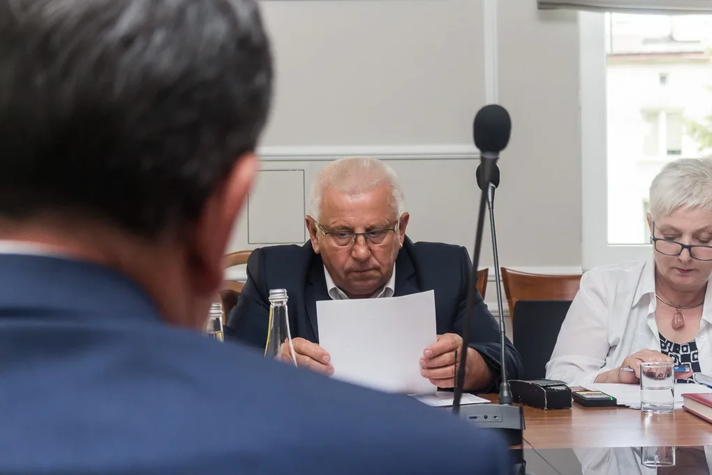 Absolutorium dla zarządu powiatu (zdjęcia, wideo)