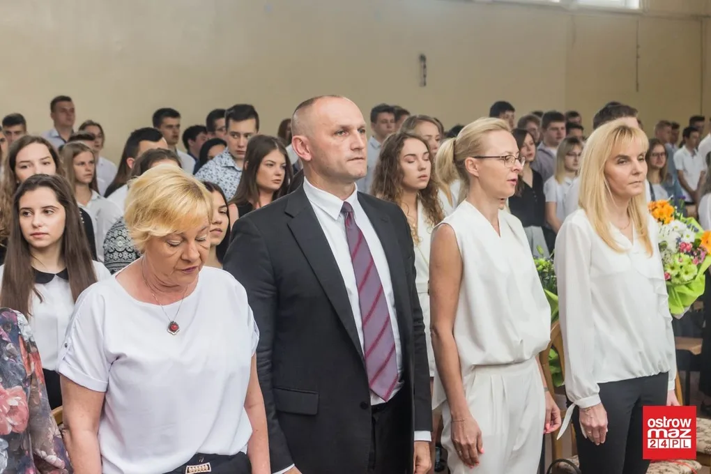 Uczniowie "Ekonomika" zakończyli rok szkolny (zdjęcia)