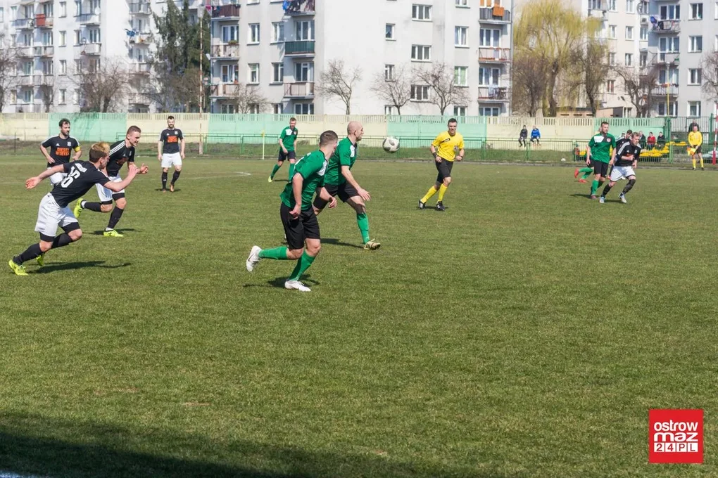 Makowianka na kolanach. Ostrovia z kompletem punktów (zdjęcia, wideo)