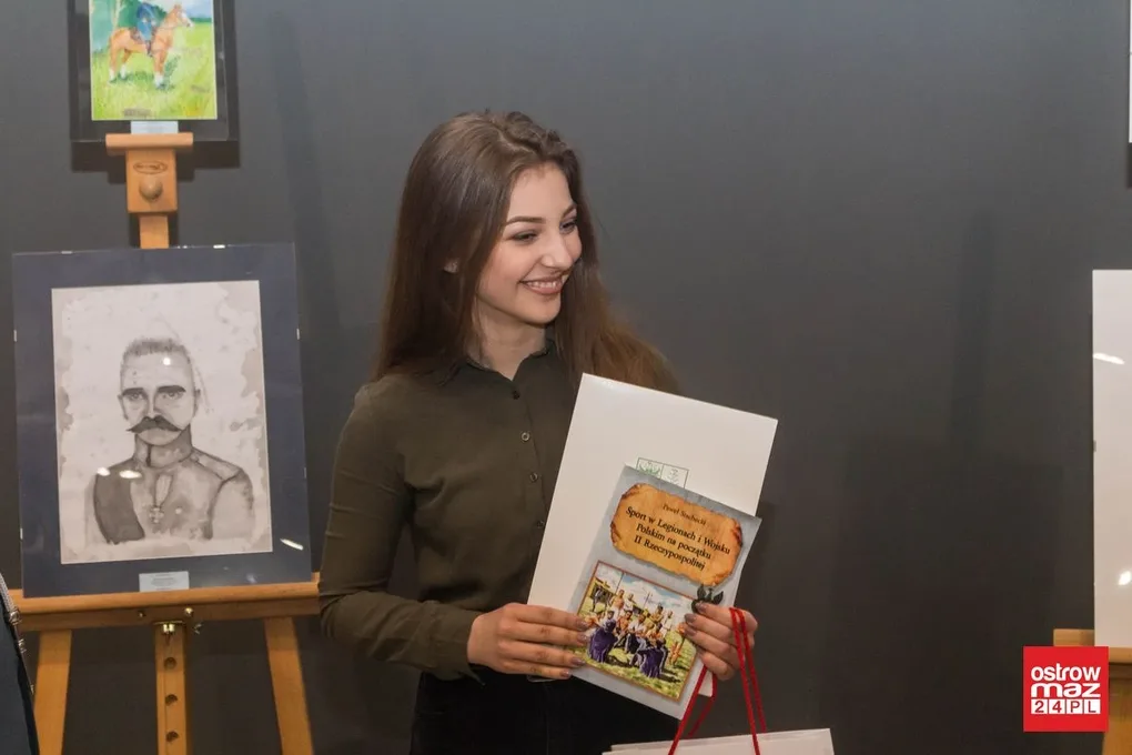 Nagrodzono najlepszych plastyków (zdjęcia, wideo)