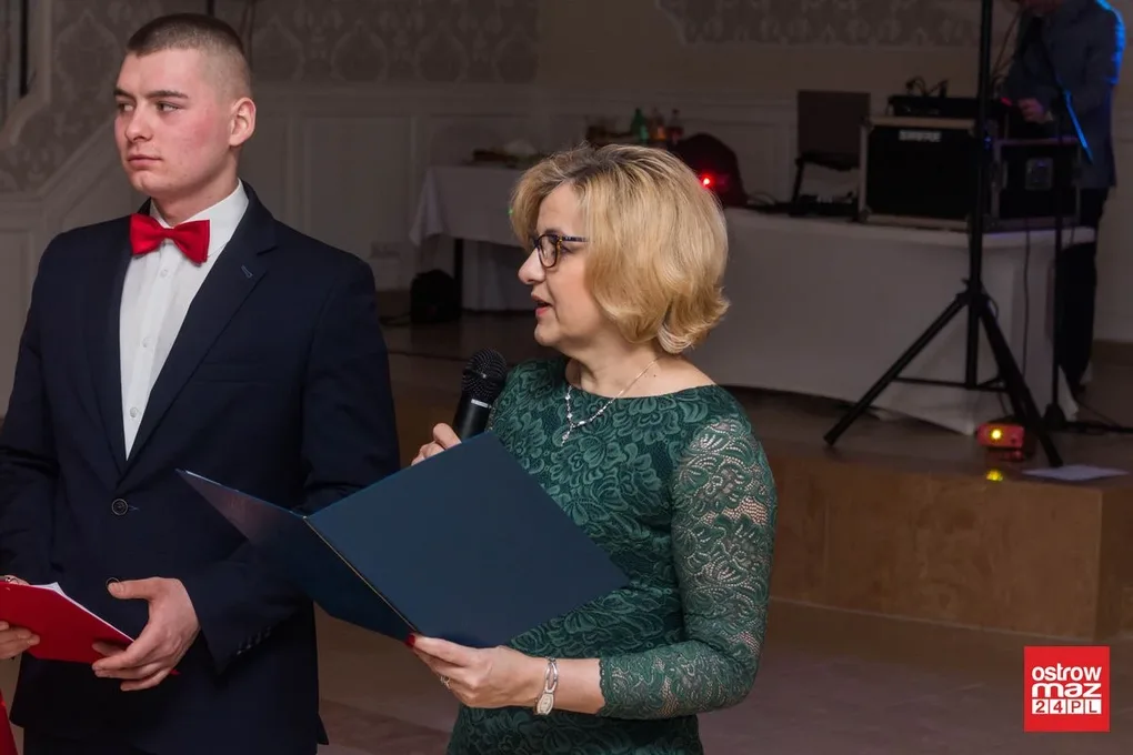 Studniówka ZS w Małkini Górnej (zdjęcia, wideo)