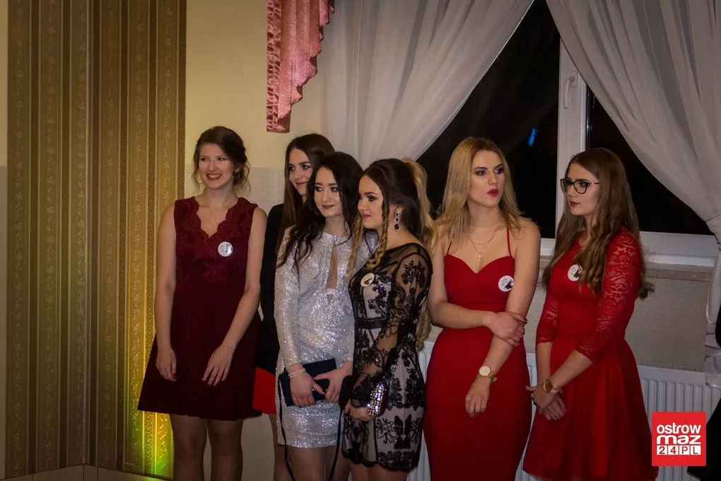 Studniówka ZS CKR w Starym Lubiejewie (zdjęcia, wideo)