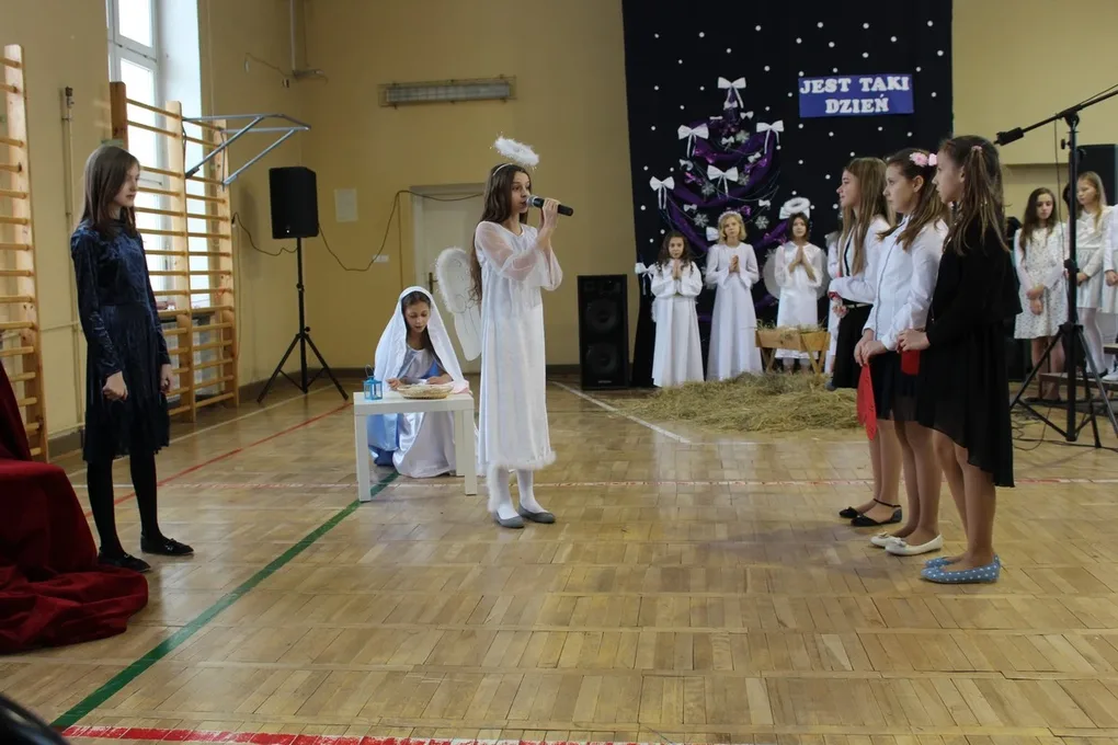 Jasełka w "jedynce" (zdjęcia)