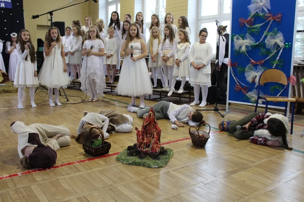 Jasełka w "jedynce" (zdjęcia)