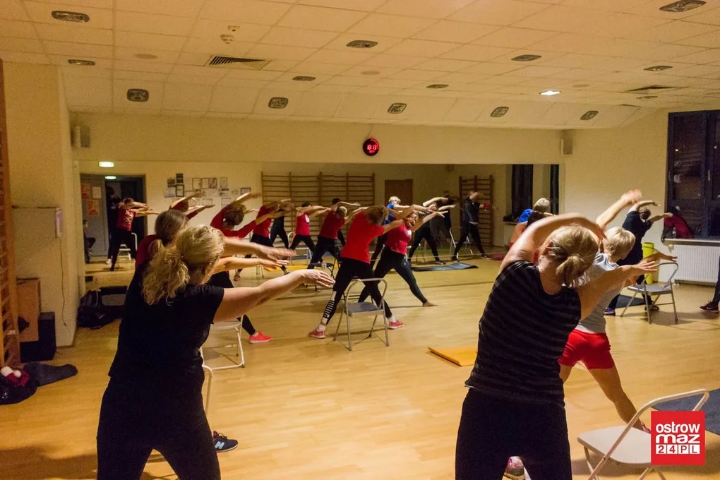 Mikołajkowy fitness w MOSiR (zdjęcia, wideo)