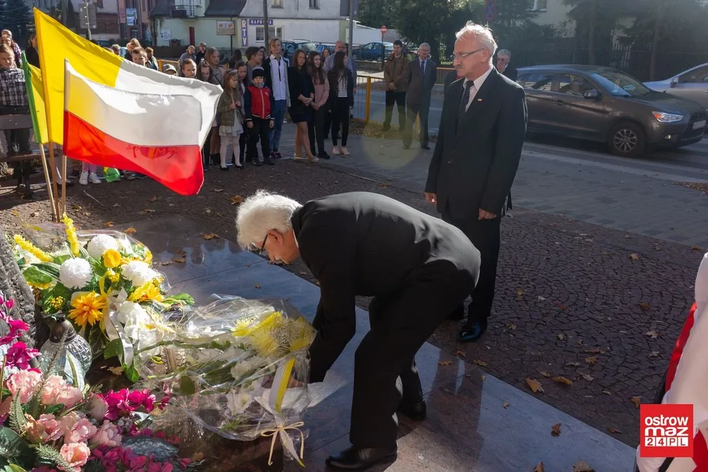 Oddali hołd świętemu Janowi Pawłowi II (zdjęcia)