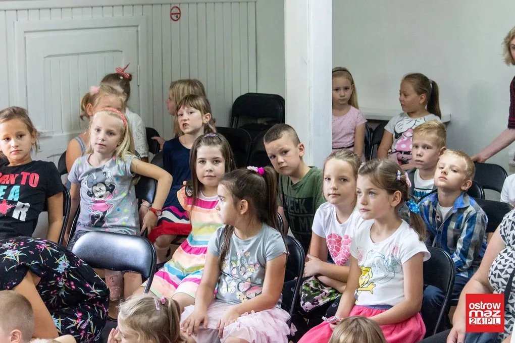 Spotkanie z bajką ostrowskich dzieci (zdjęcia, wideo)