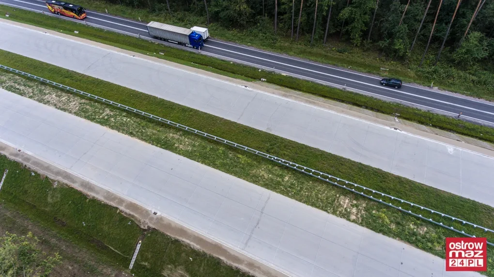 S8 wciąż w trakcie przebudowy (zdjęcia z lotu ptaka)