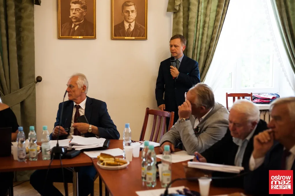 Burmistrz Bauer bez absolutorium (zdjęcia, wideo)