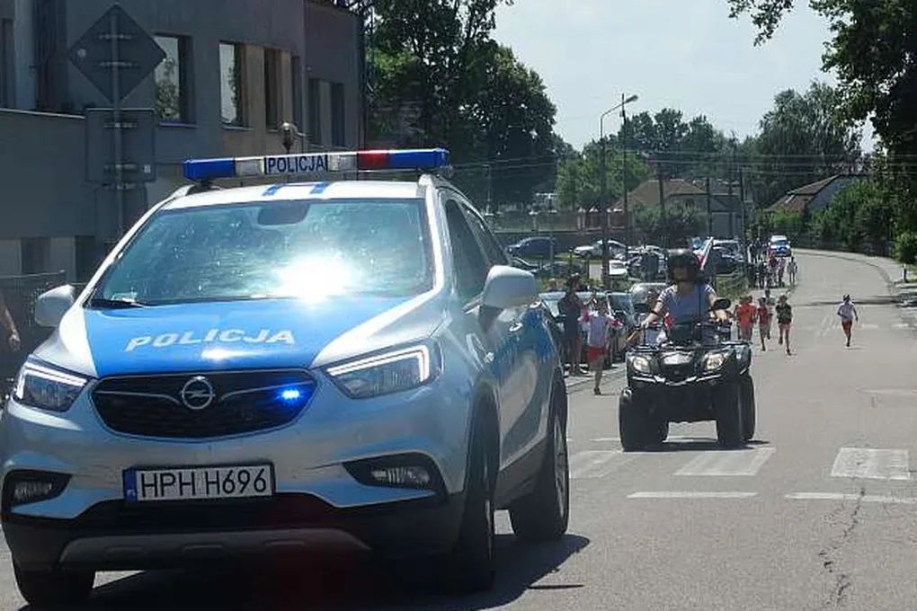 Dzień Dziecka z ostrowską policją (zdjęcia)