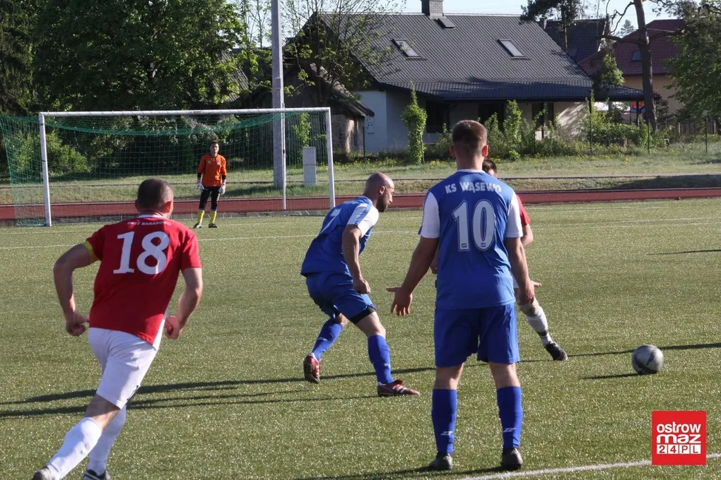 KS Wąsewo na remis ze Świtem Baranowo (zdjęcia)