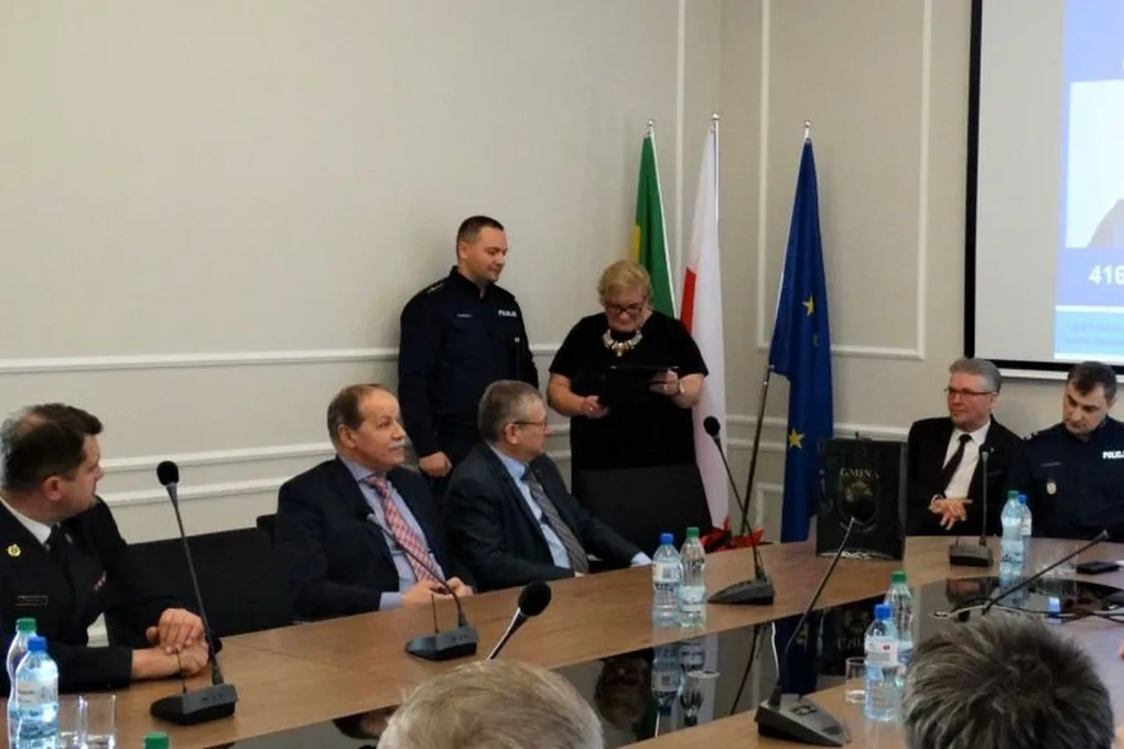 Odprawa roczna ostrowskich policjantów (zdjęcia)