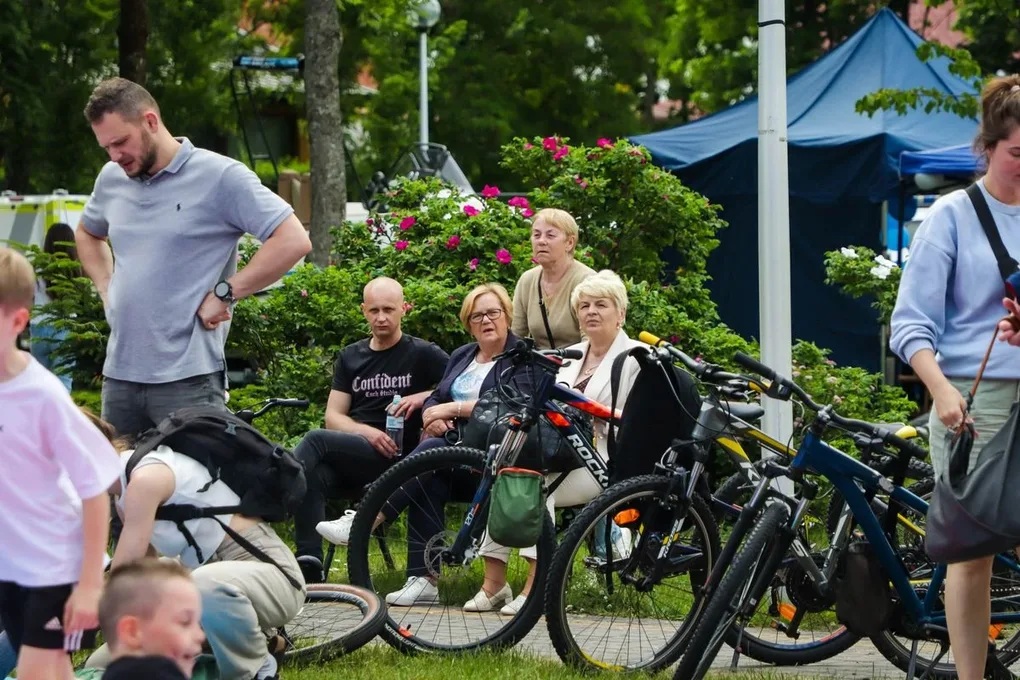Policyjny piknik z sercem na cześć kobiet w służbie (zdjęcia)
