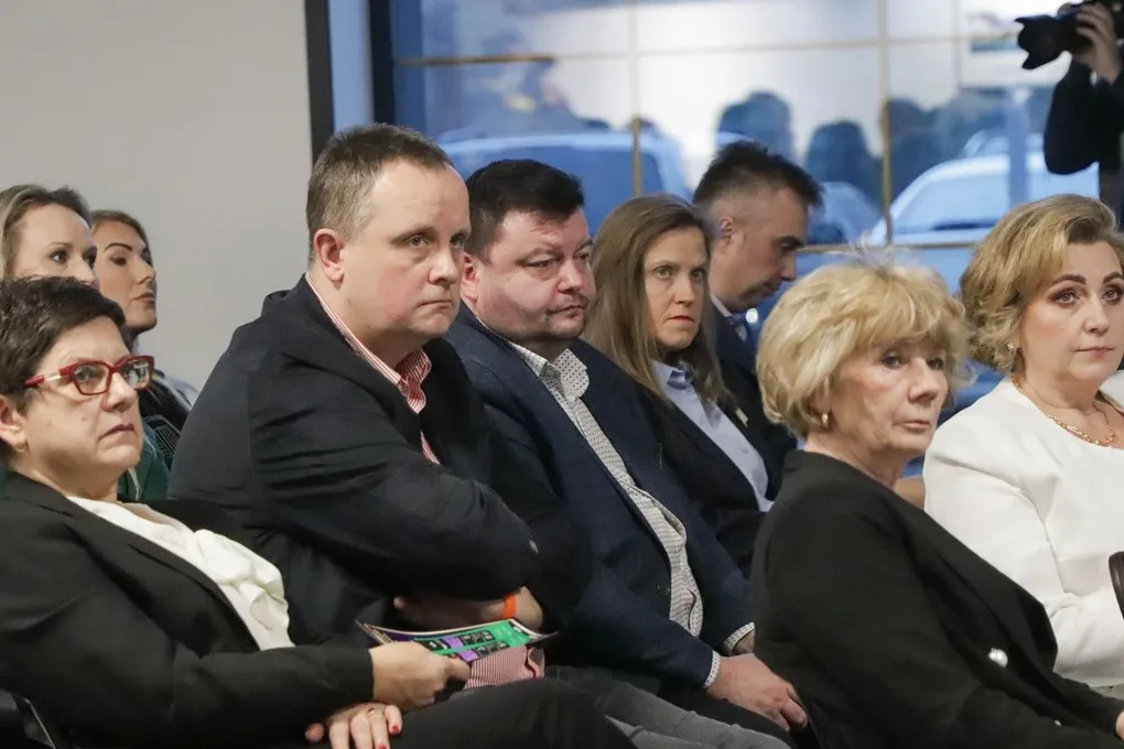 Biznesowa debata w Ostrowi Mazowieckiej. Gościem był Ryszard Petru (zdjęcia)