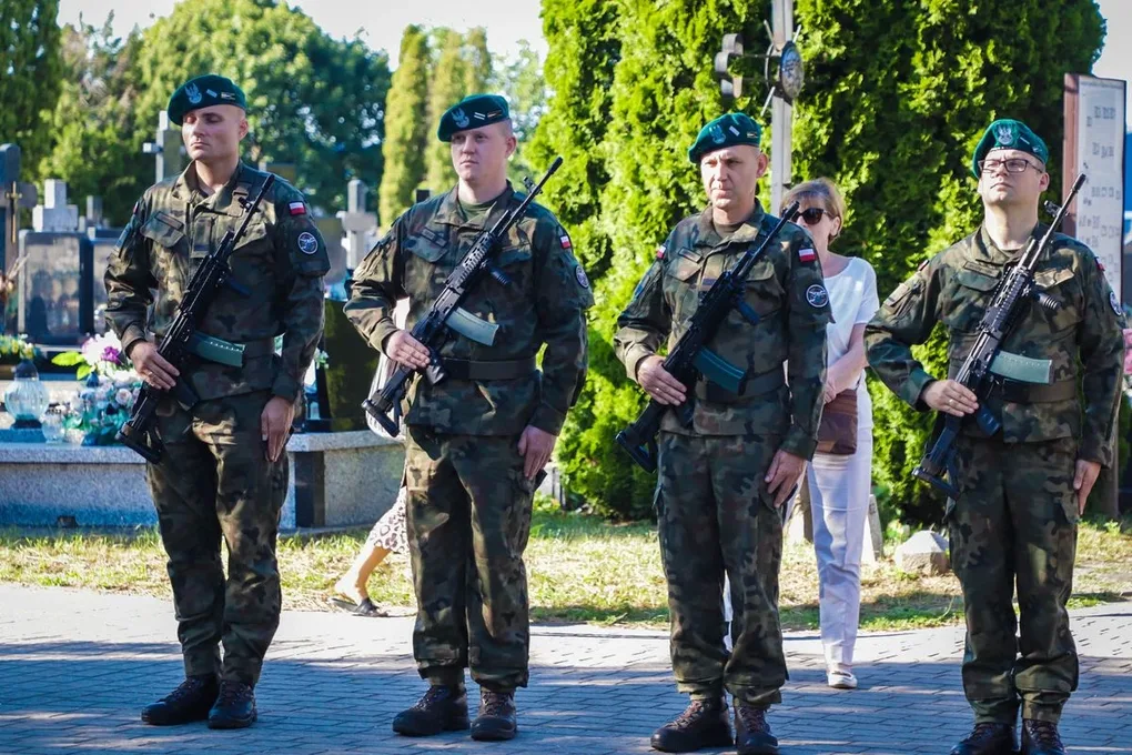 80. rocznica wybuchu Powstania Warszawskiego w Ostrowi Mazowieckiej (zdjęcia)