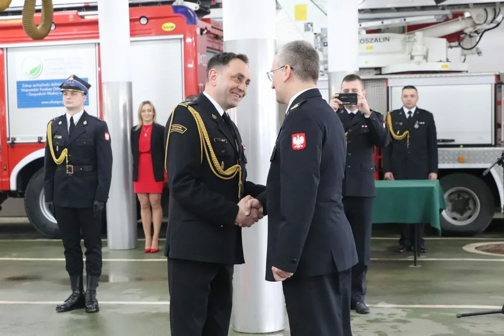 Uroczysta zbiórka z okazji powołania na stanowisko Komendanta Powiatowego PSP (zdjęcia) 