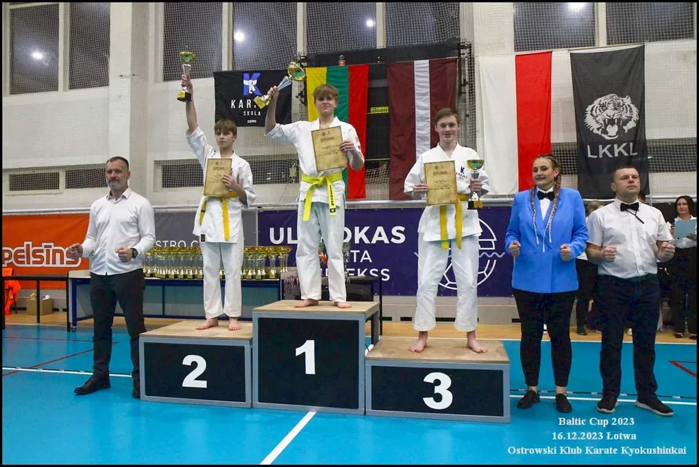 Siódemka naszych na podium (zdjęcia)