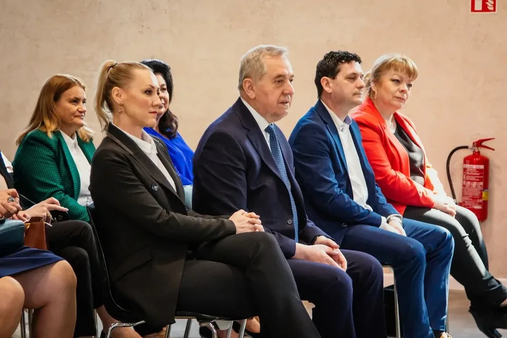 Ponad 248 tys. zł na projekty edukacyjne dla samorządów z powiatu ostrowskiego! (zdjęcia)