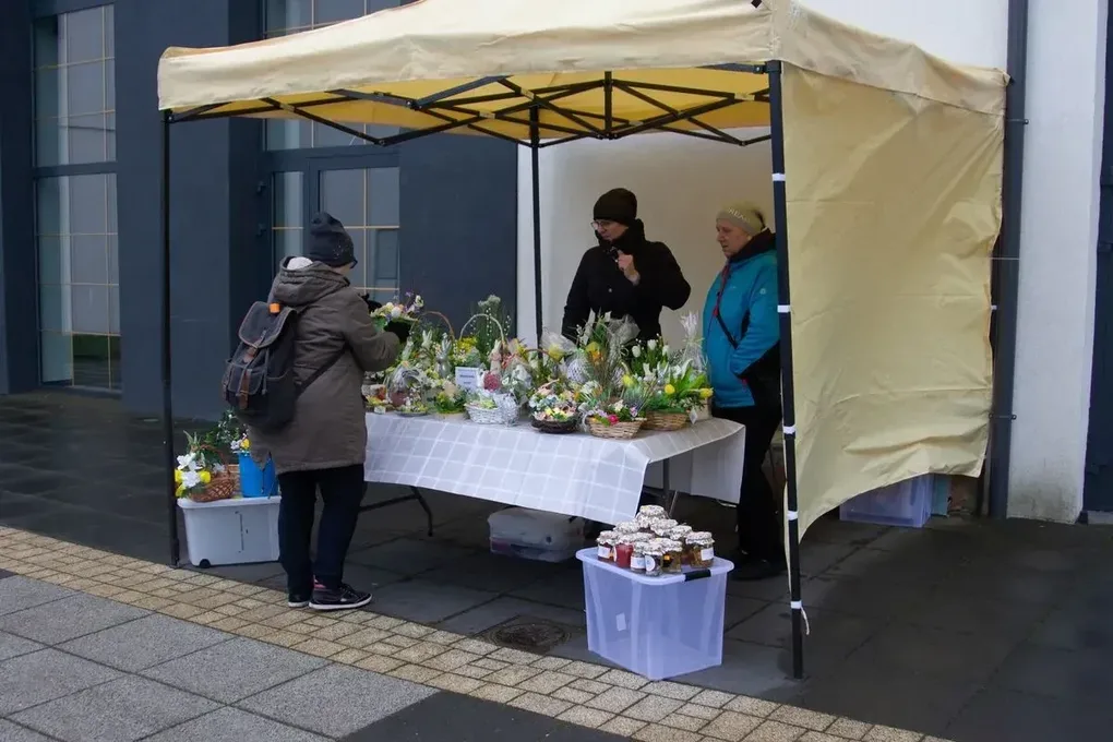 Jarmark Wielkanocny w Ostrowi Mazowieckiej – pyszne smaki i wspaniała zabawa! (zdjęcia, wideo)
