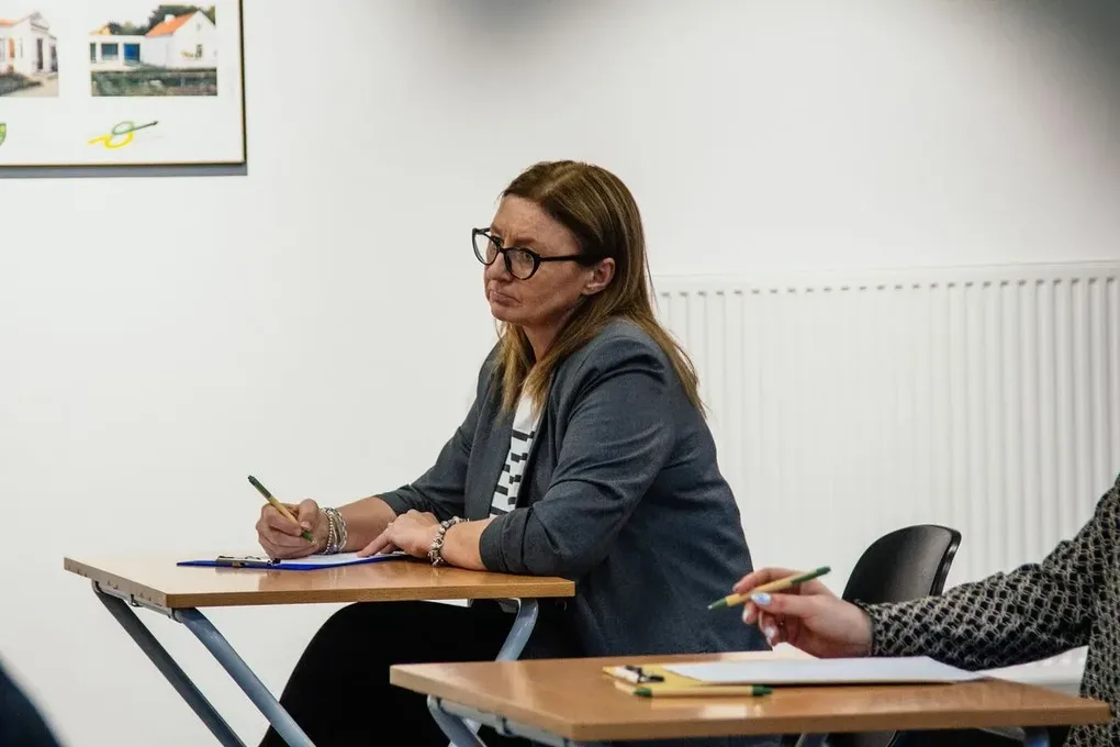 IV Ostrowskie Dyktando za nami. Była to okazja do rozwijania kompetencji językowych! (zdjęcia)