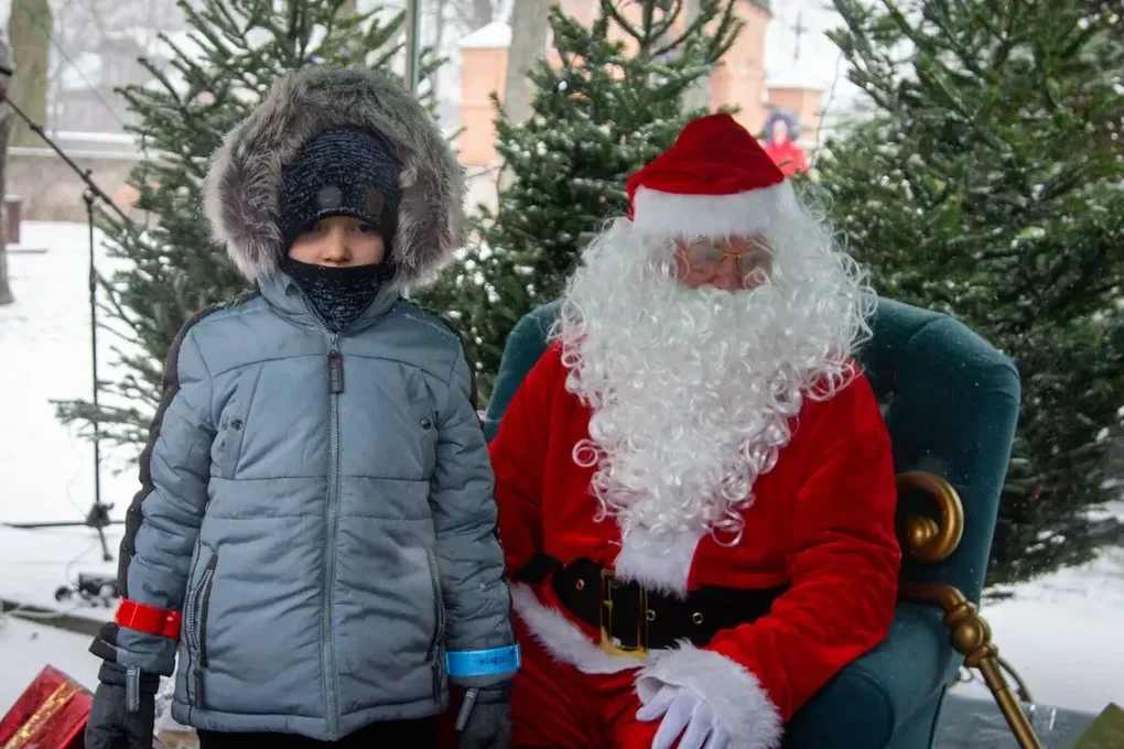 Święty Mikołaj odwiedził mieszkańców Broku! (zdjęcia, wideo)
