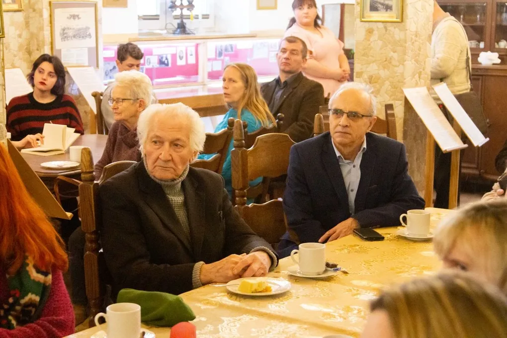 Otwarcie wystawy pt. "300 obrazów Napoleona Ordy" i wykład z ks. Tadueszem Isakowiczem-Zaleskim w Muzeum Kresów i Ziemi Ostrowskiej (zdjęcia, wideo)