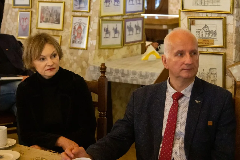 Otwarcie wystawy pt. "300 obrazów Napoleona Ordy" i wykład z ks. Tadueszem Isakowiczem-Zaleskim w Muzeum Kresów i Ziemi Ostrowskiej (zdjęcia, wideo)