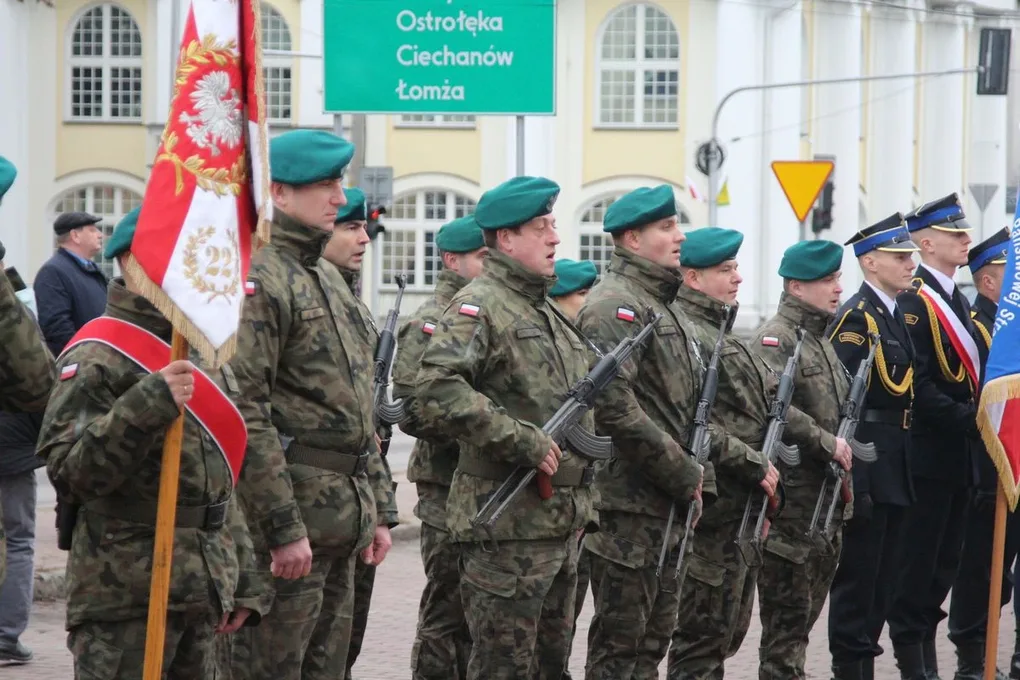 Uroczyste powiatowo-miejsko-gminne obchody Narodowego Święta Niepodległości w Ostrowi Mazowieckiej (zdjęcia, wideo)