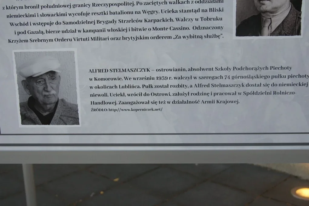 Spotkanie z prof. Adamem Dobrońskim i otwarcie wystawy plenerowej pt. "Śladami Podchorążych" (zdjęcia)