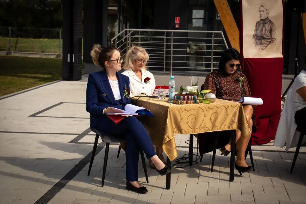 VI Narodowe Czytanie "Ballad i romansów" Adama Mickiewicza w Wąsewie. Organizatorzy przygotwali muzyczną niespodziankę! (zdjęcia)