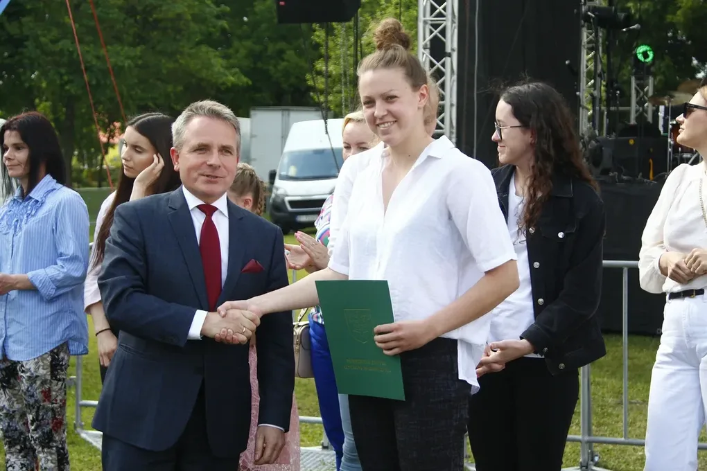 Drugi dzień Dni Ostrowi 2022. Na scenie wystąpił Mrozu (zdjęcia)