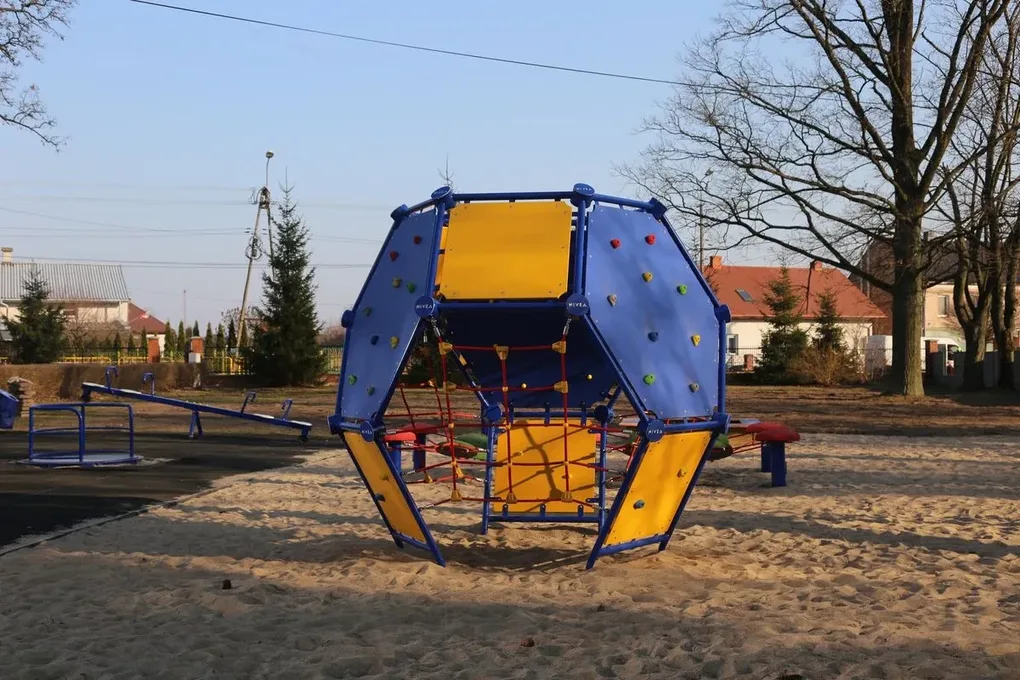 Już niedługo "Podwórko NIVEA" przy SP nr 4 zostanie otwarte! (zdjęcia)