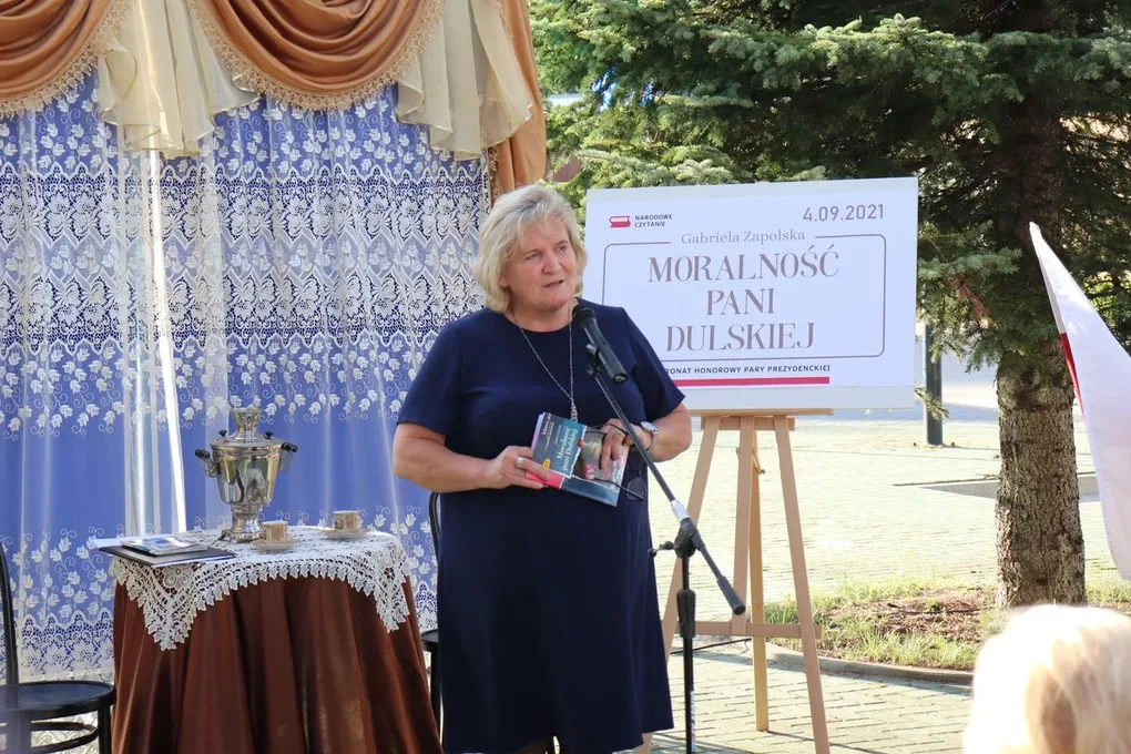 Narodowe Czytanie w Małkini Górnej (zdjęcia)