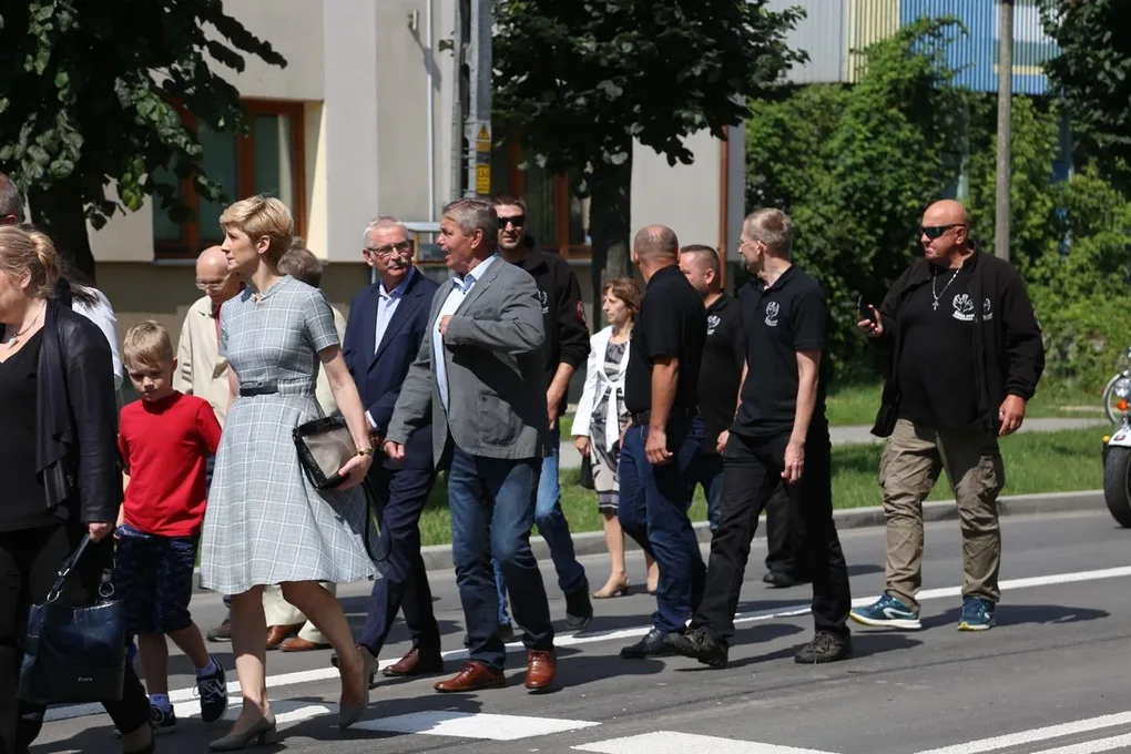 Uroczysty pogrzeb żołnierza w Ostrowi Mazowieckiej (zdjęcia)