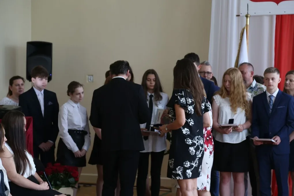 Zakończenie roku szkolnego w Szkole Podstawowej nr 4 w Ostrowi Mazowieckiej (zdjęcia)