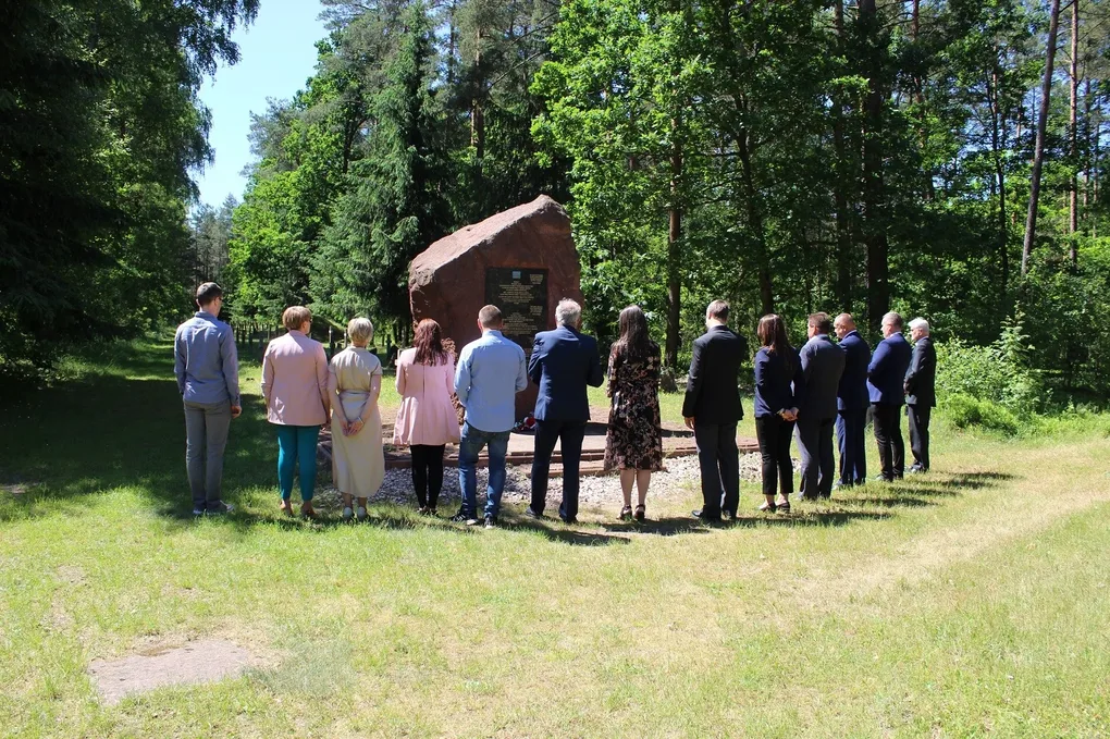 Uroczyste obchody Narodowego Dnia Pamięci Ofiar Niemieckich Nazistowskich Obozów Koncentracyjnych i Obozów Zagłady (zdjęcia)