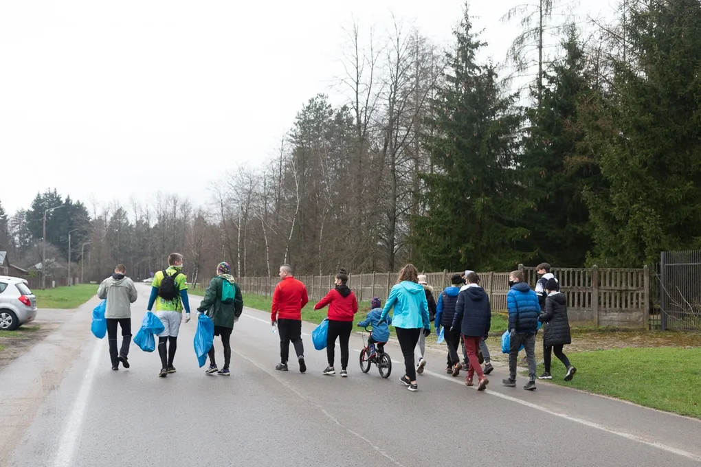 Plogging w Komorowie (zdjęcia)