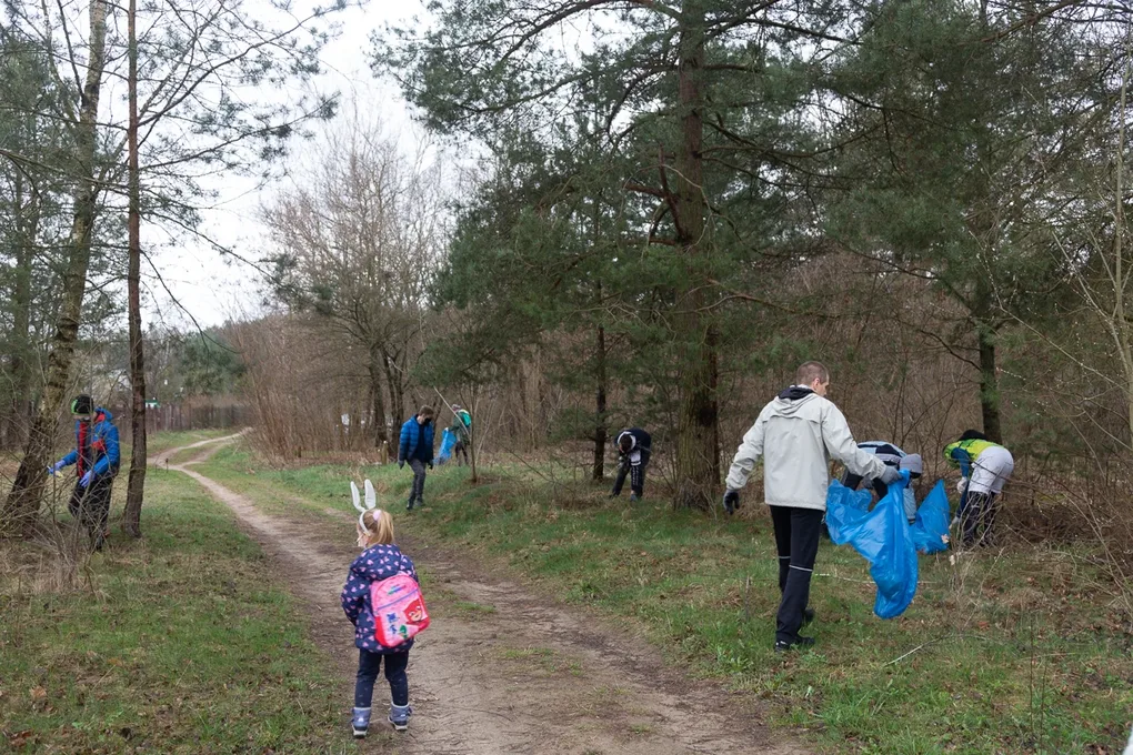 Plogging w Komorowie (zdjęcia)
