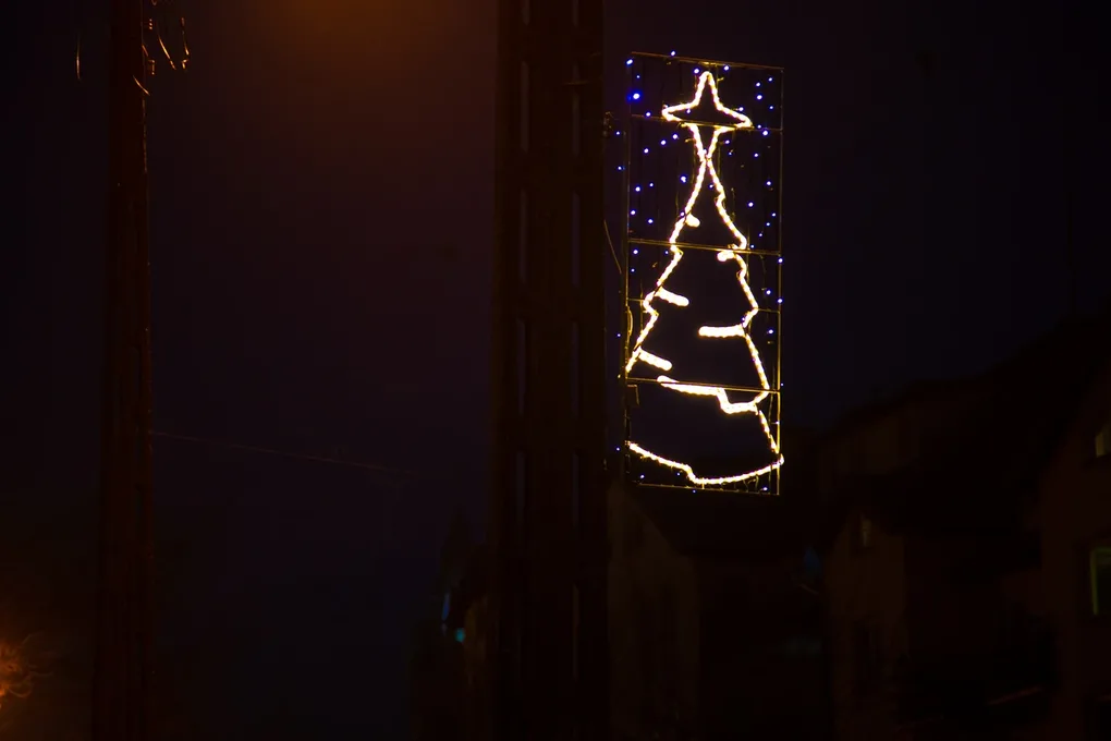Świąteczne ozdoby na ostrowskich ulicach (zdjęcia)