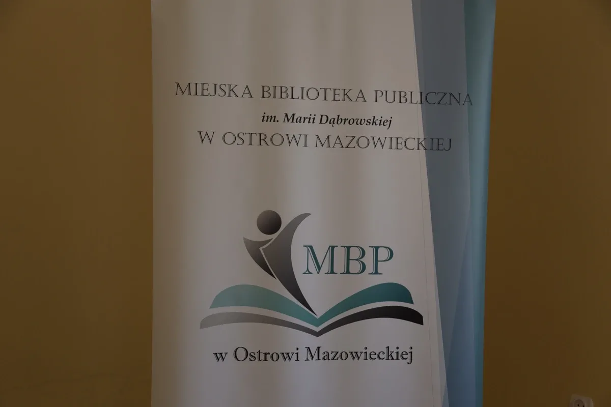 Warsztaty graficzne zorganizowane przez MBP (zdjęcia)