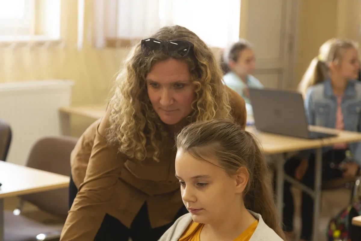 Warsztaty graficzne zorganizowane przez MBP (zdjęcia)