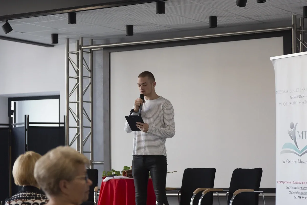 Narodowe Czytanie w Ostrowi Mazowckiej (zdjęcia, wideo)