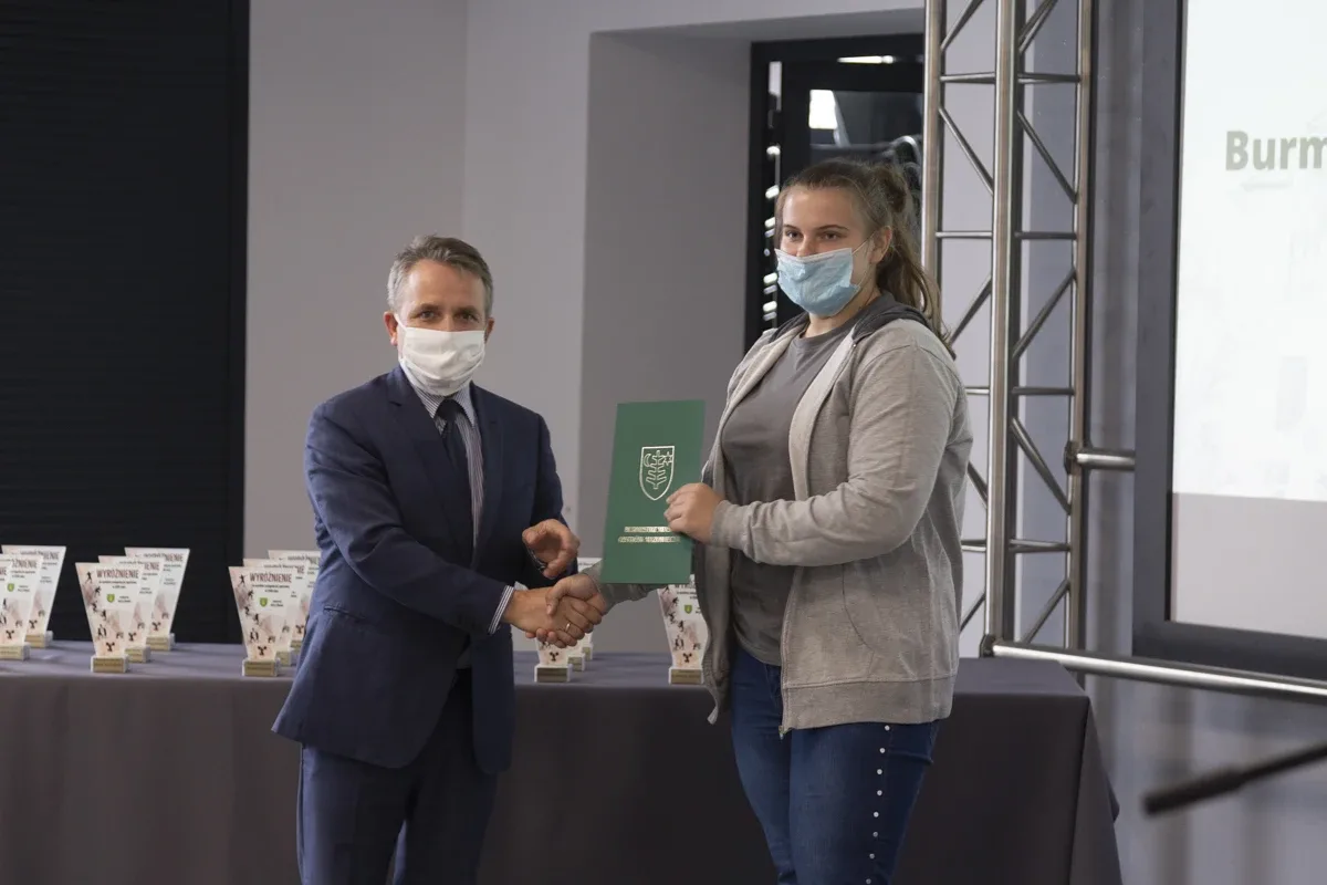 Młodzi sportowcy z Ostrowi Mazowieckiej nagrodzeni (zdjęcia)