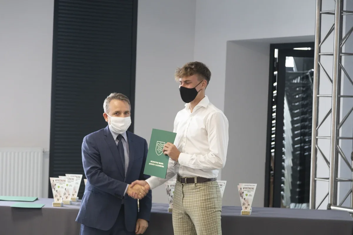 Młodzi sportowcy z Ostrowi Mazowieckiej nagrodzeni (zdjęcia)